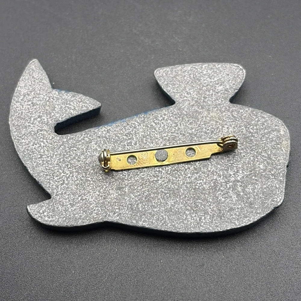 Vintage 1986‎ Jubilee Port Orford Blue Whale Lapel Hat Pin
